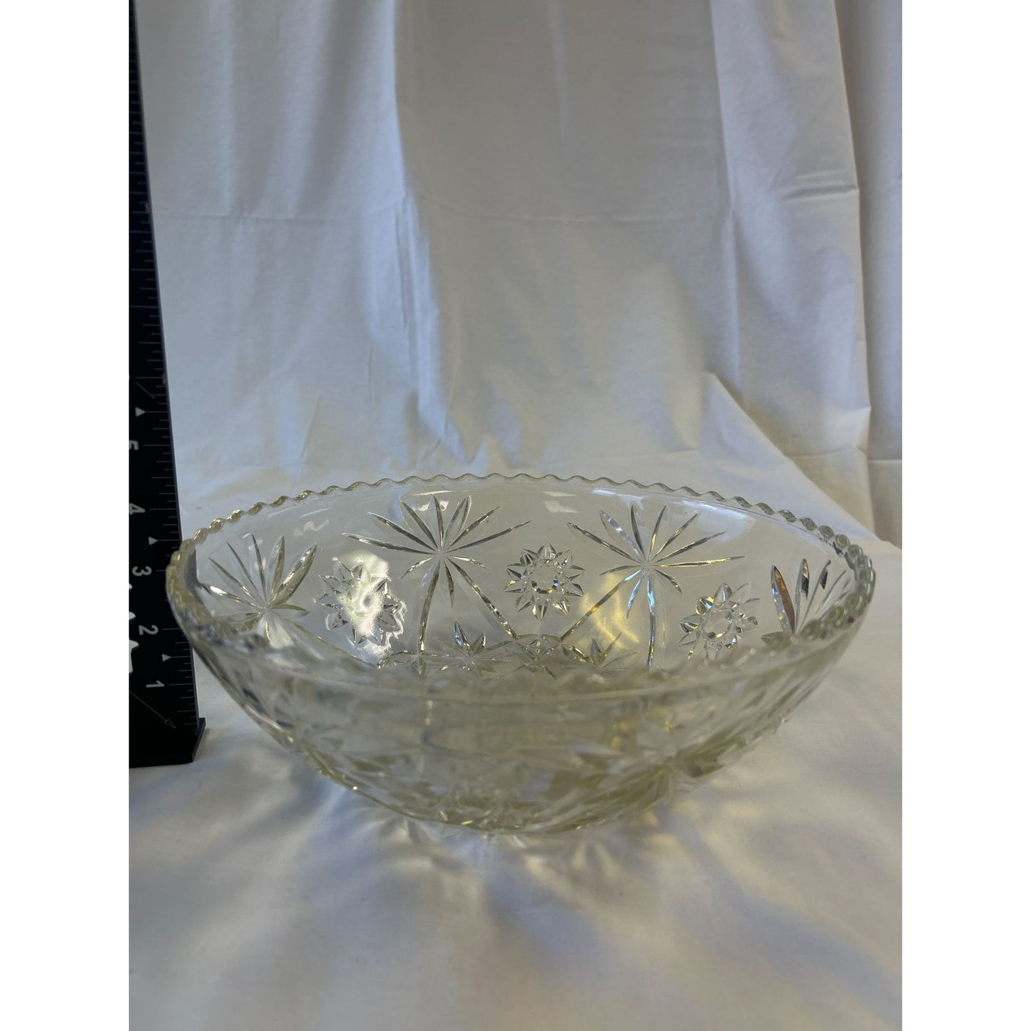 Vintage Anchor Hocking Clear Pressed Glass Star of David Pattern Salad Bowl 9" Diameter