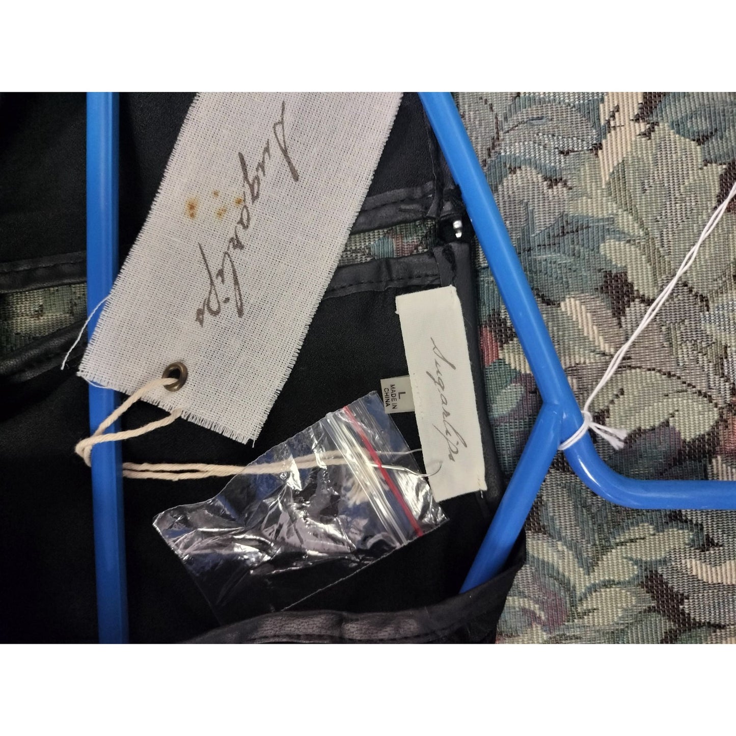 Adrianna Papell Black Lace Peplum Sleeveless Top With Floral Design & Back Cutout Detail - Size S