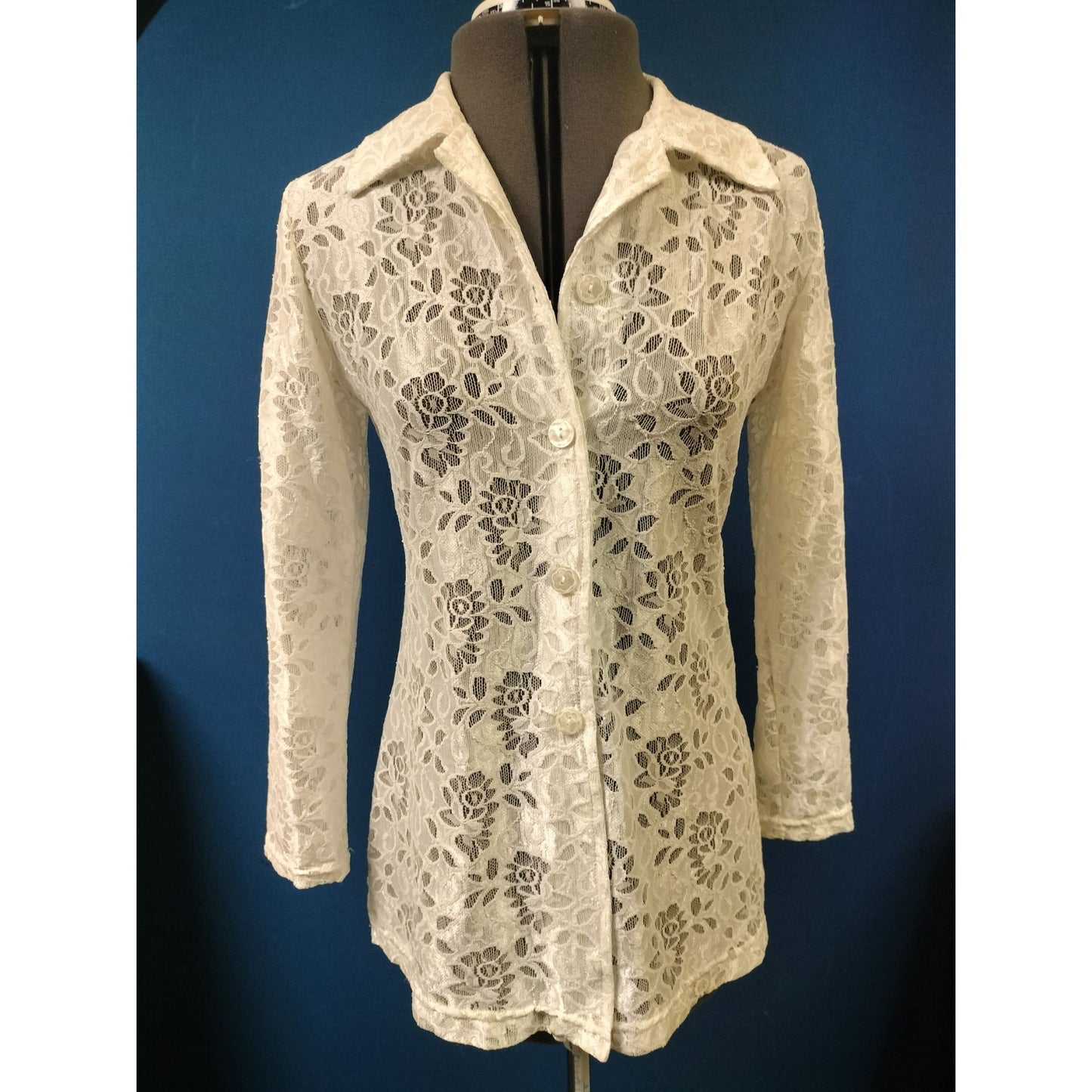 Shasha Collection Womens White Lace Button-Up Long Sleeve Blouse With Floral Sheer Design