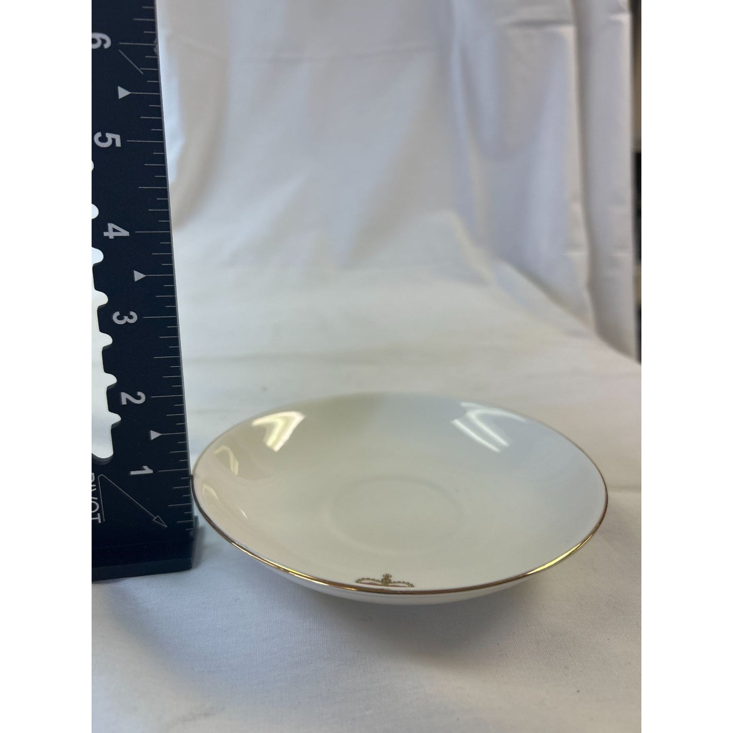 Queen Elizabeth II Coronation 1953 Commemorative Saucer With Gold Trim