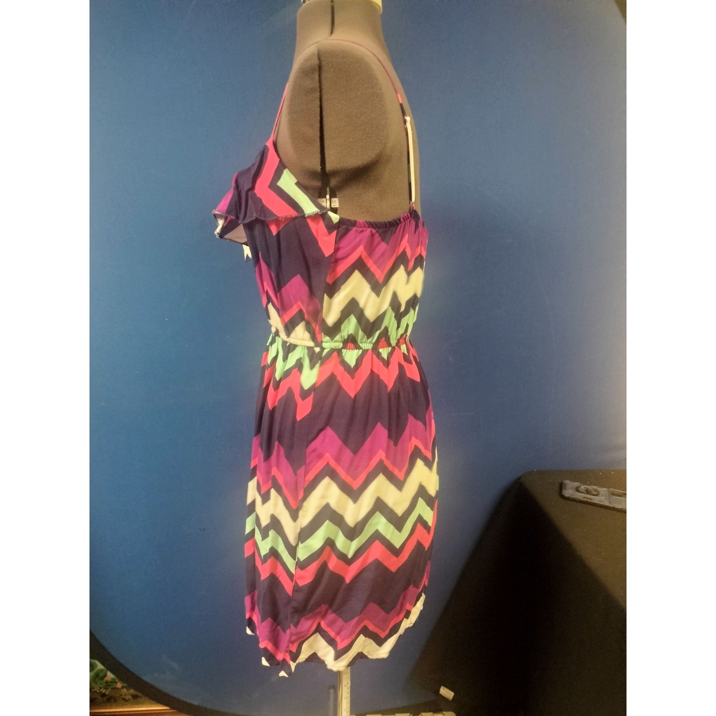 Multicolor Chevron Print Sleeveless Dress With Ruffle Detail & Adjustable Straps - Size M