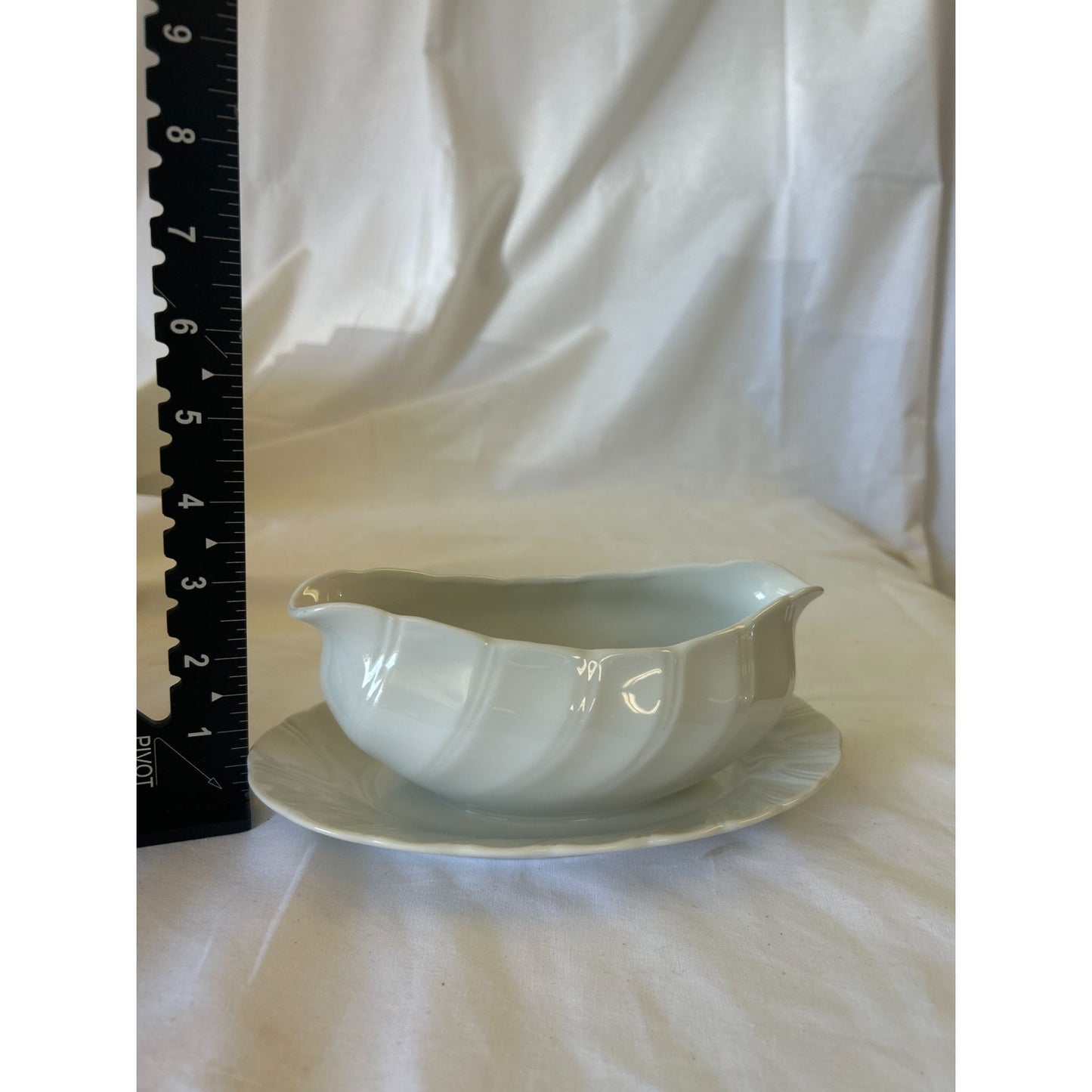Vintage White Ceramic Gravy Boat With Saucer Set