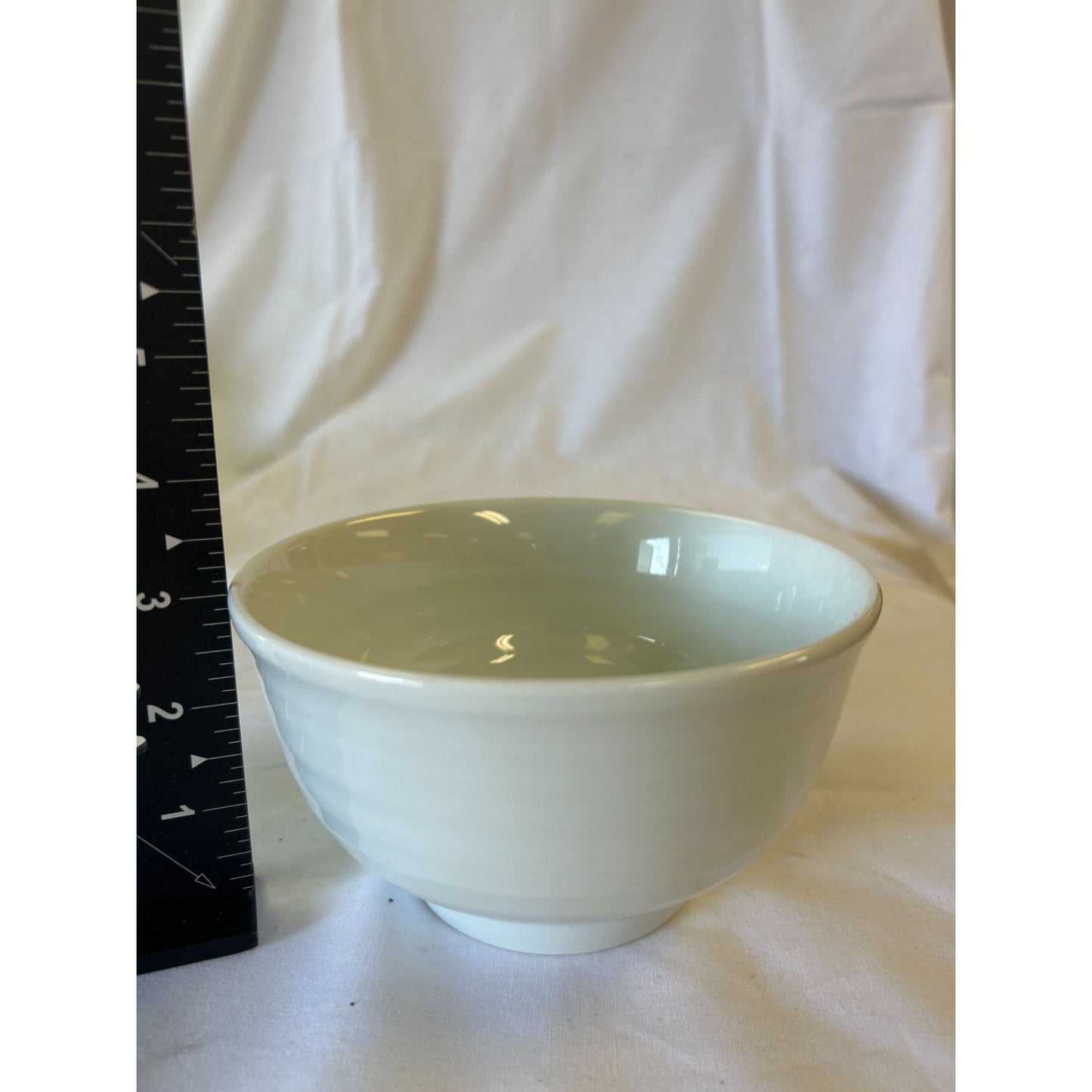 Set of Two White Porcelain Cereal/Soup Bowl 5" Diameter Minimalist Design Durable Glossy Finish
