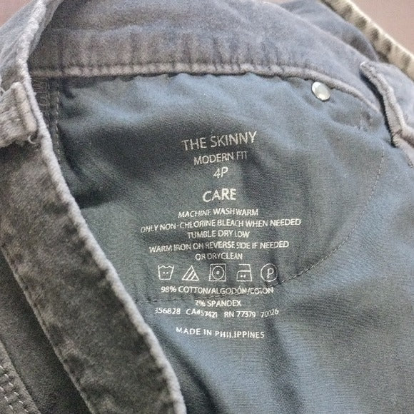 Ann Taylor Gray Skinny Jeans with Sleek Design