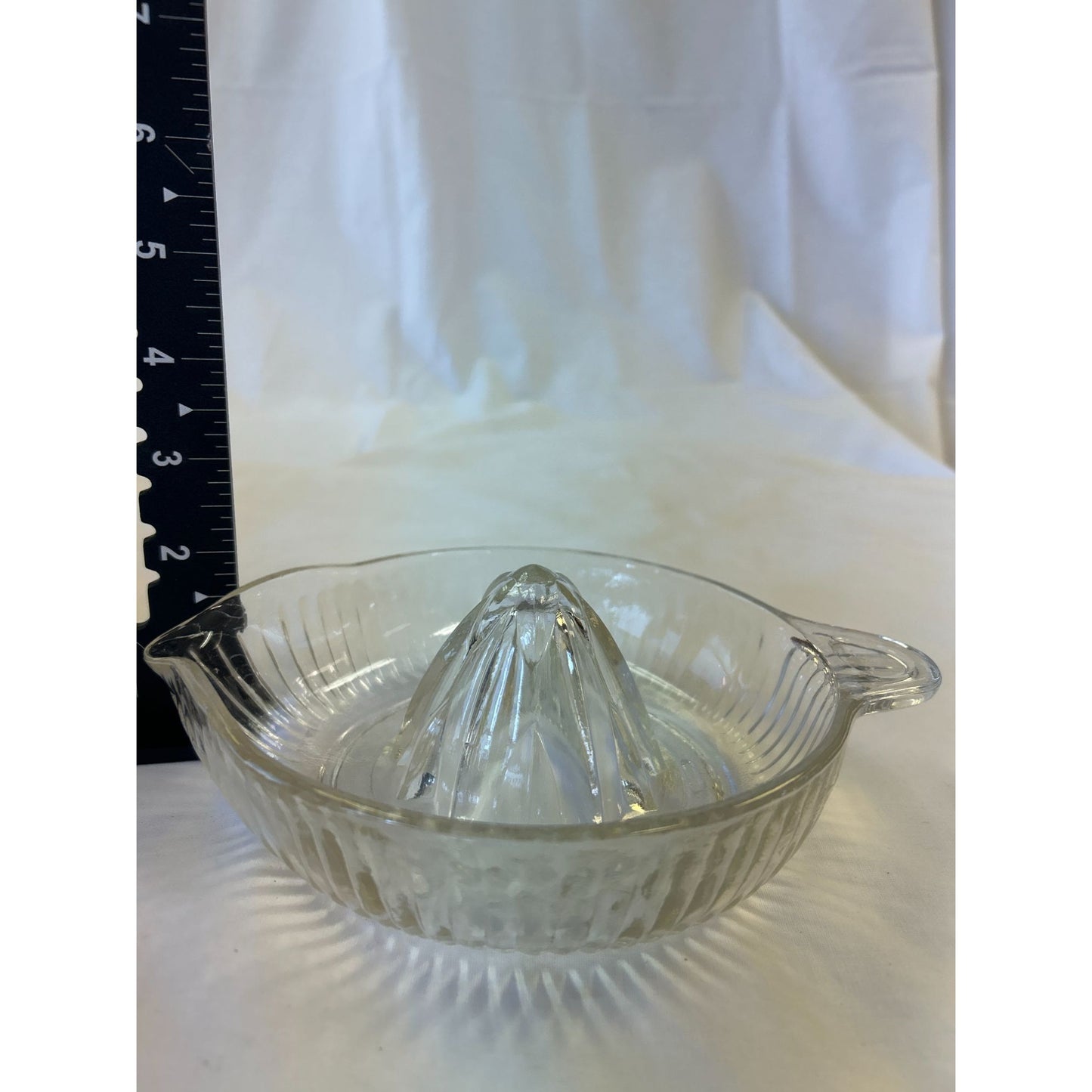 Vintage Clear Glass Citrus Juicer Reamer With Handle & Pour Spout