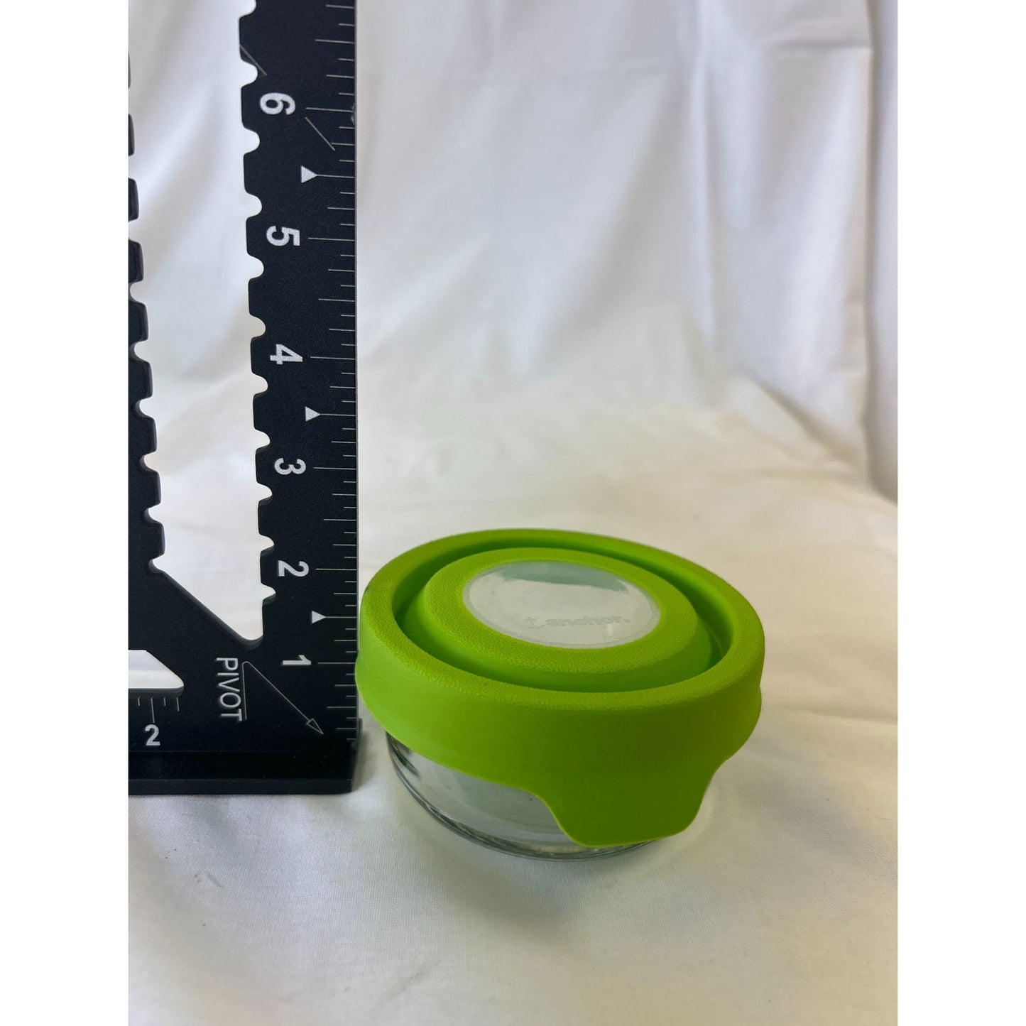 Small Glass Food Storage Container With Green Silicone Lid