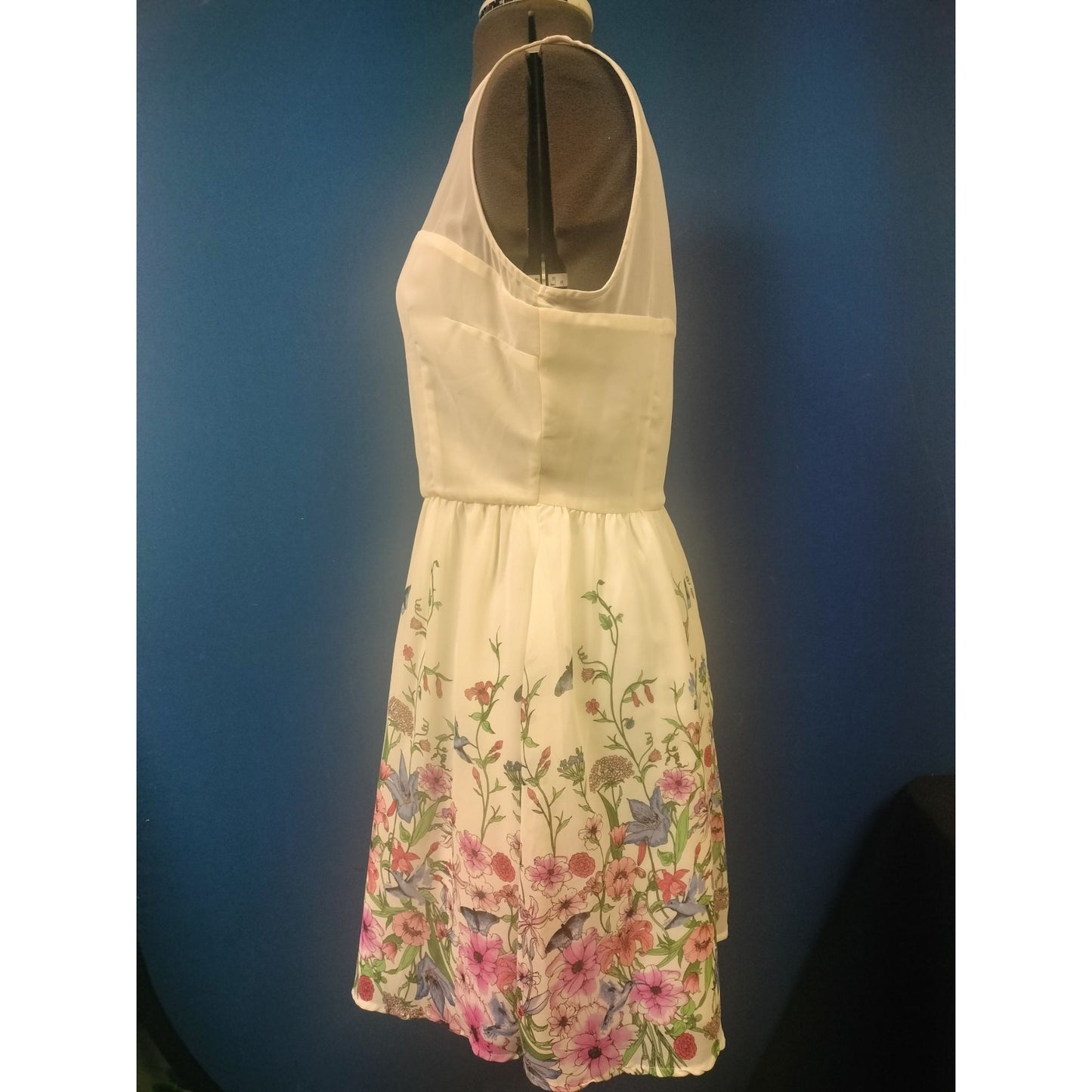 Sleeveless White Floral Dress With Sheer Panel & Zipper Back Forever 21 Size L Polyester