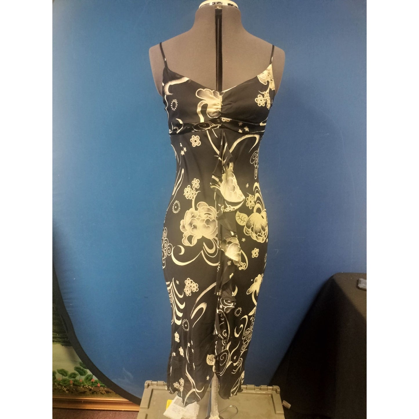 Black & White Floral Spaghetti Strap Dress By Khaki Krew Size S