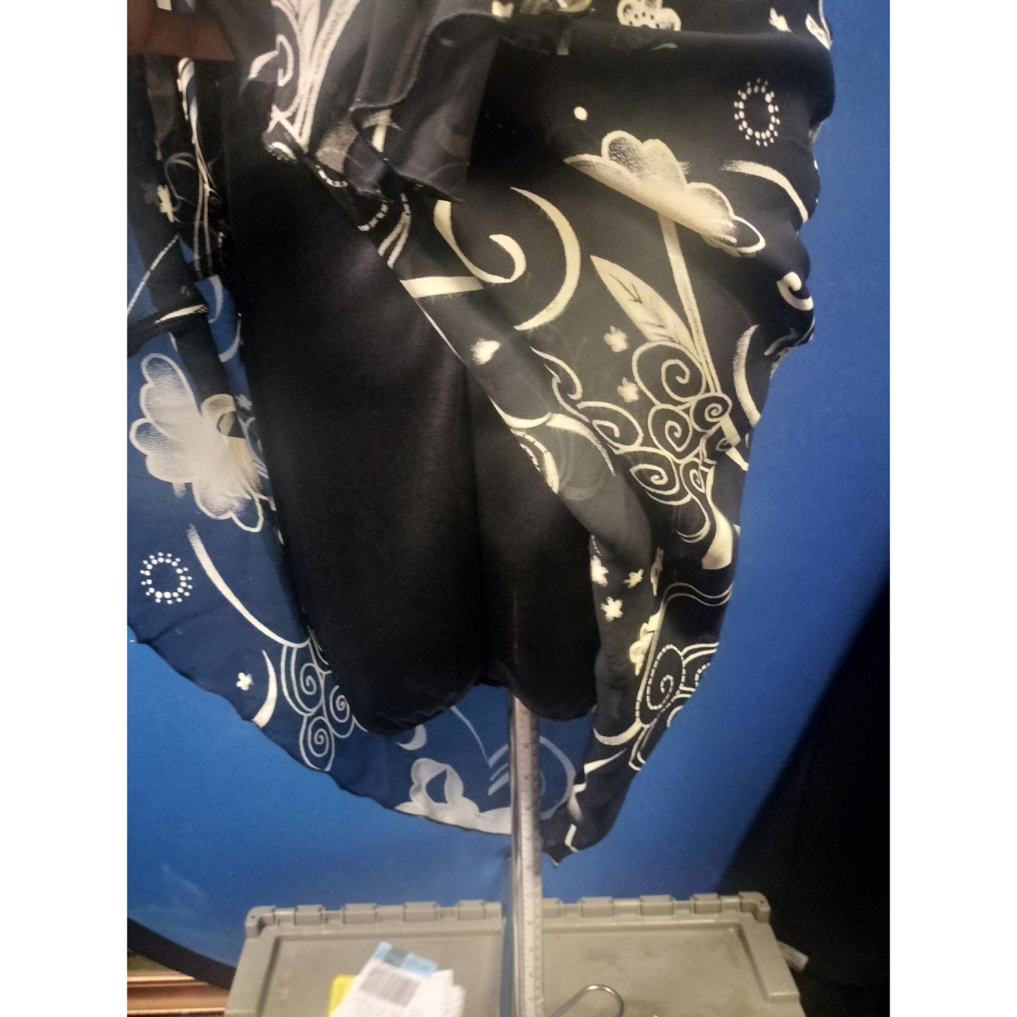 Black & White Floral Spaghetti Strap Dress By Khaki Krew Size S