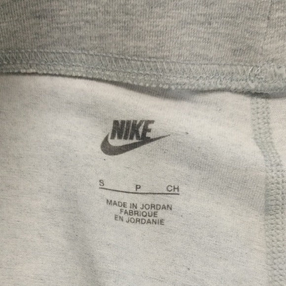 Nike Gray Leggings