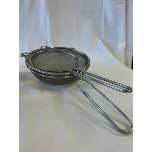 Set Of 3 Stainless Steel Wire Mesh Strainers With Handles