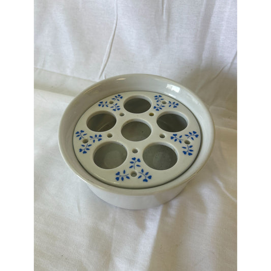 Vintage Ceramic Floral Flower Frog Vase Insert White & Blue Design