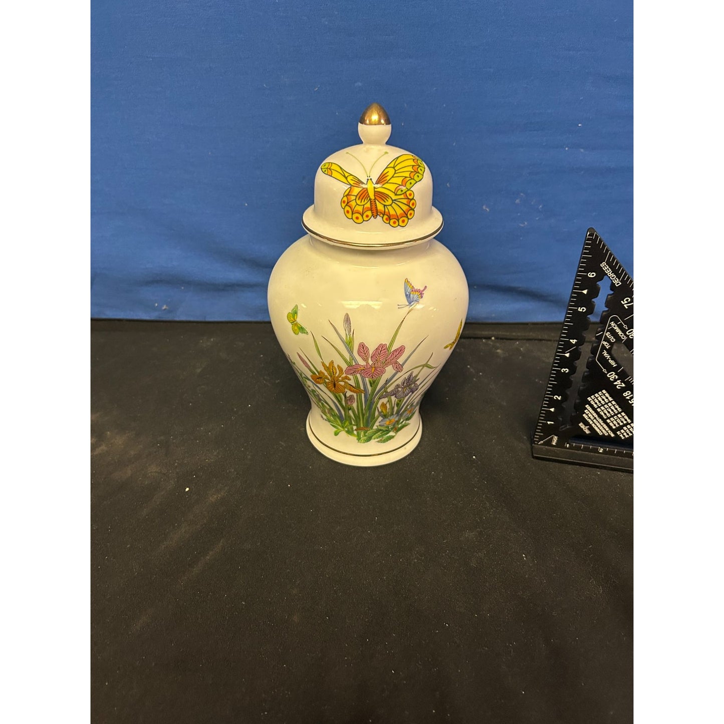 Vintage Porcelain Ginger Jar With Lid Floral & Butterfly Design