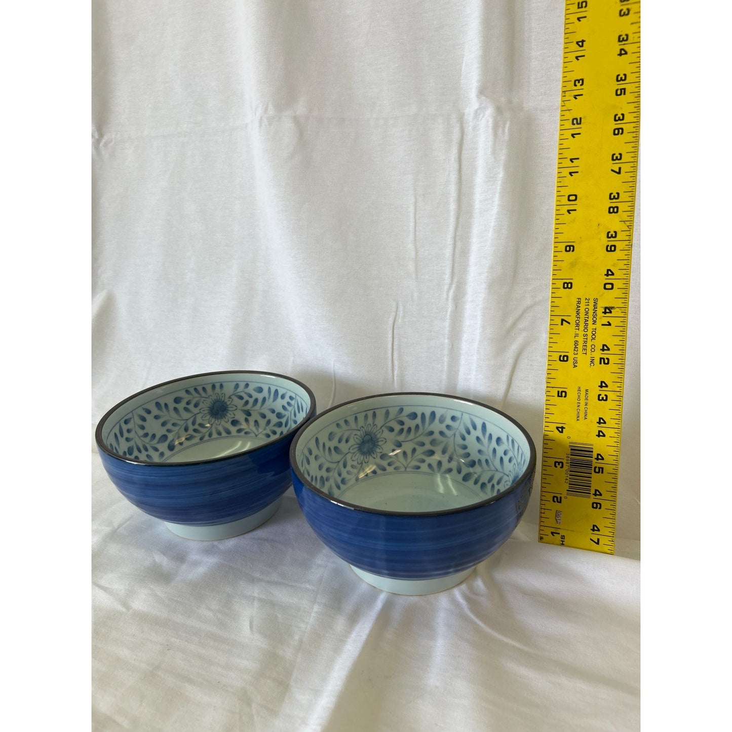 Set Of 2 Ceramic Blue Floral Design Bowls With Crescent Moon Pattern
