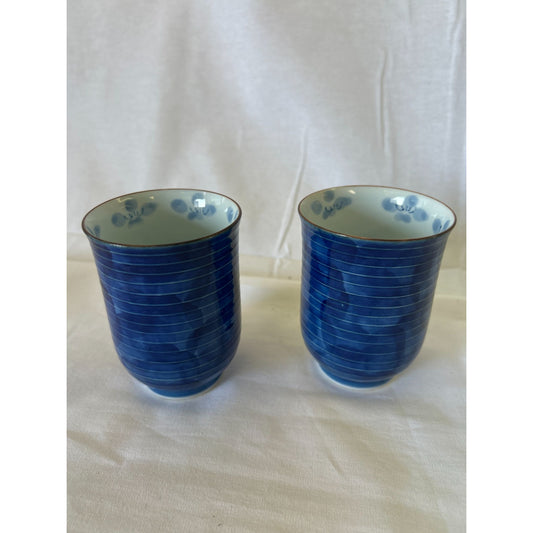 Set Of 2 Blue Ceramic Japanese Tea Cups With Hand-Painted Floral Interior Design