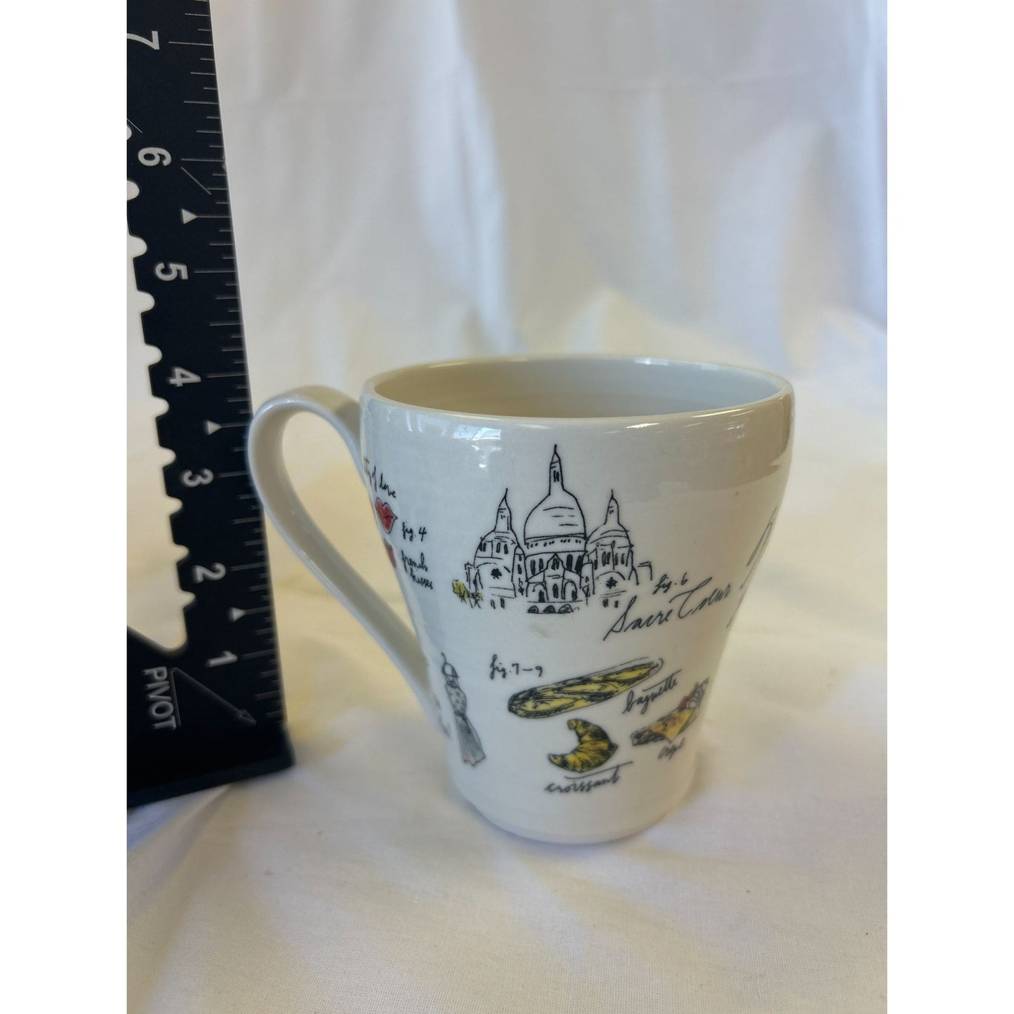 Paris-Themed Ceramic Mug With Sacré-Cœur Illustrations & French Landmarks Print