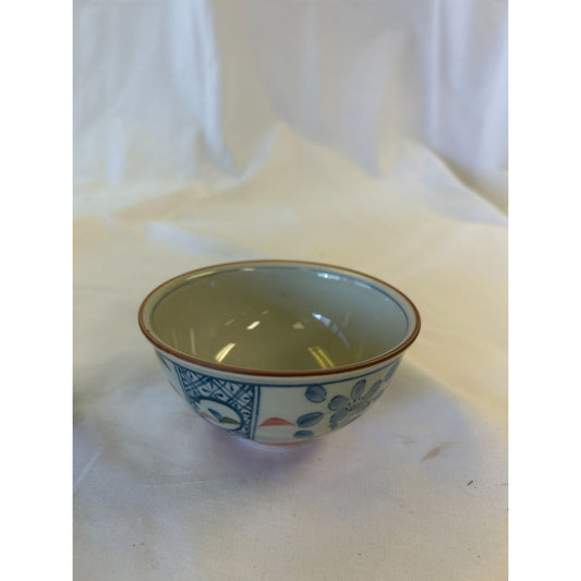 Vintage Japanese Porcelain Ceramic Decorative Bowl With Hand-Painted Floral Design