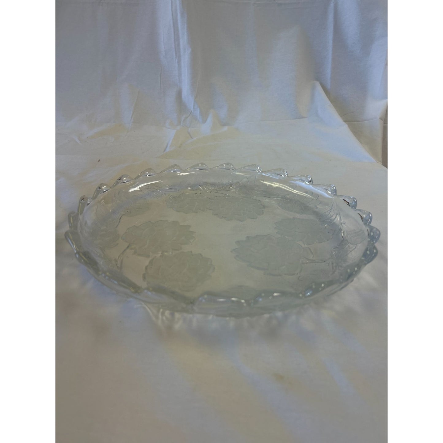 Vintage Clear Glass Pie Plate With Floral Etched Design & Scalloped Edges