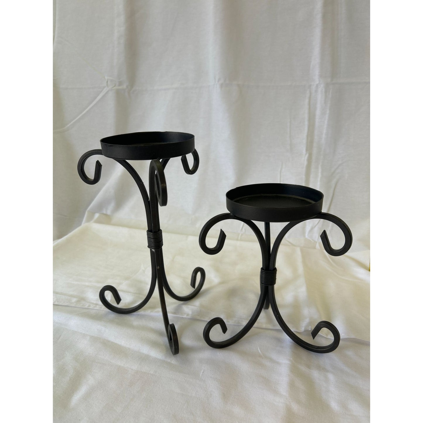 Set Of 2 Black Metal Scroll Candle Holders Decorative Stand For Pillar Candles Home Accent Décor 6" & 8" Tall