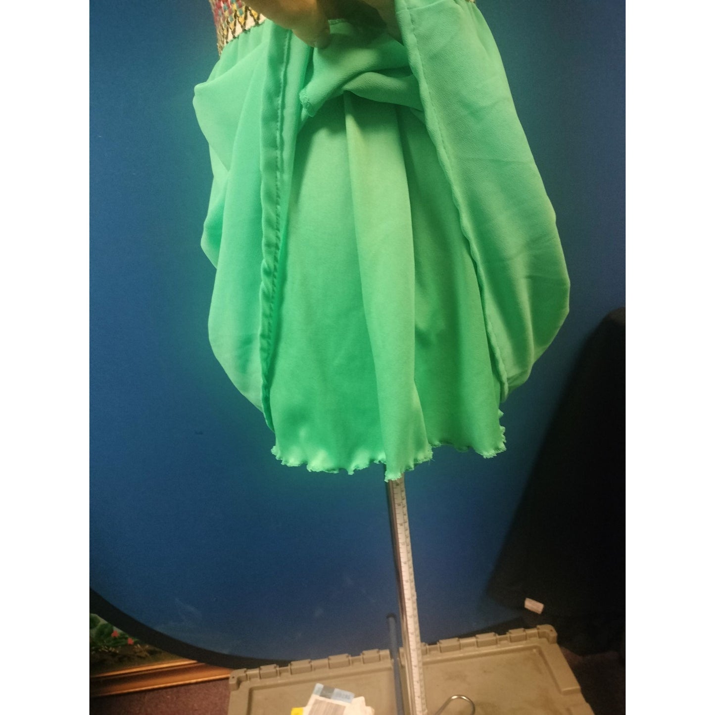 Green Sleeveless V-Neck Dress W/ Colorful Elastic Waistband & Back Tie Closure Womens Size M